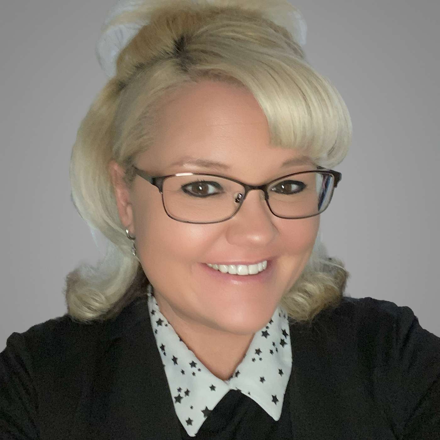 Cosmic Radio Interview with Dr. Sarah Castro Wallace from NASA's JSC