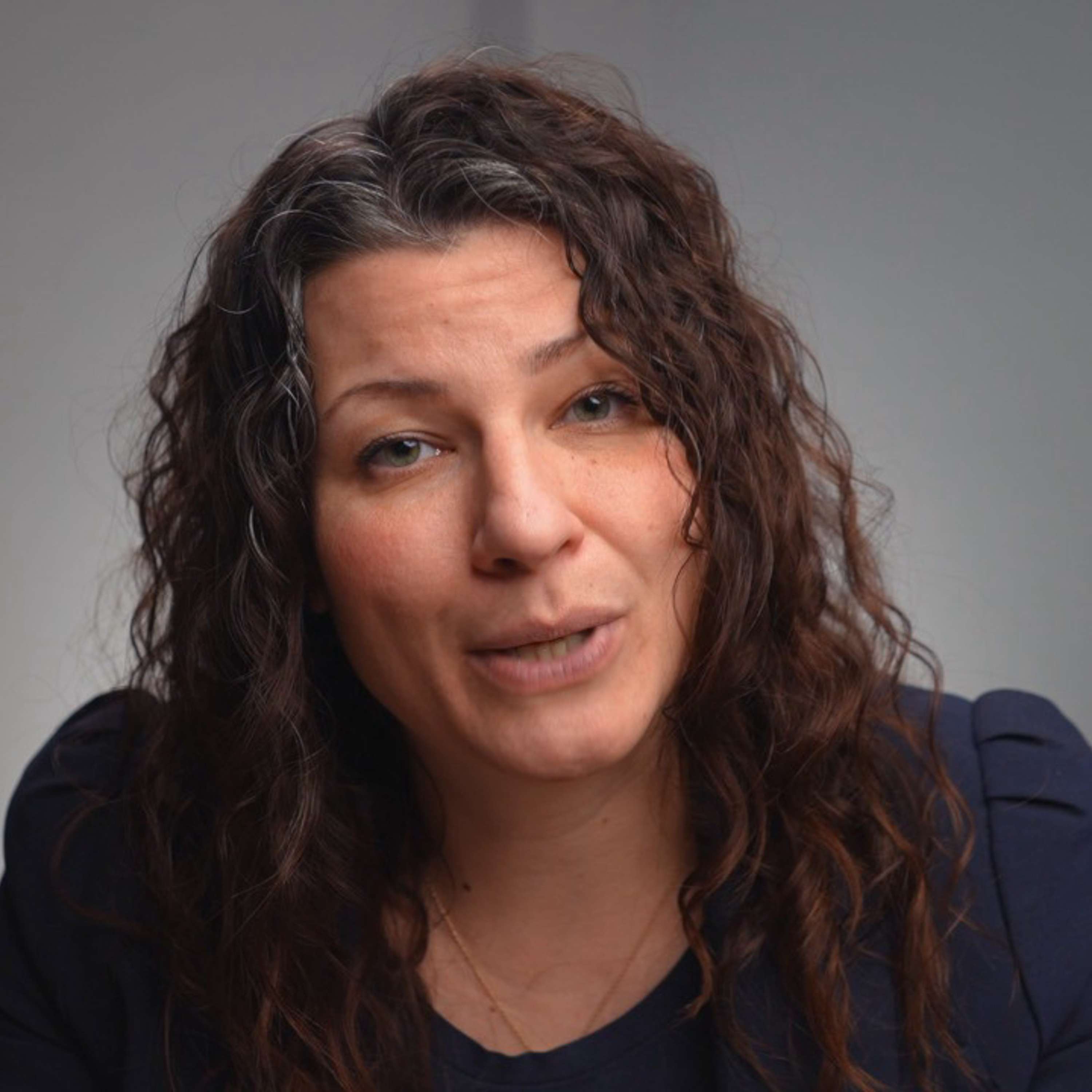 Families Dealing with Feelings: How to Handle SADNESS Families Dealing with Feelings: How to Handle SADNESS