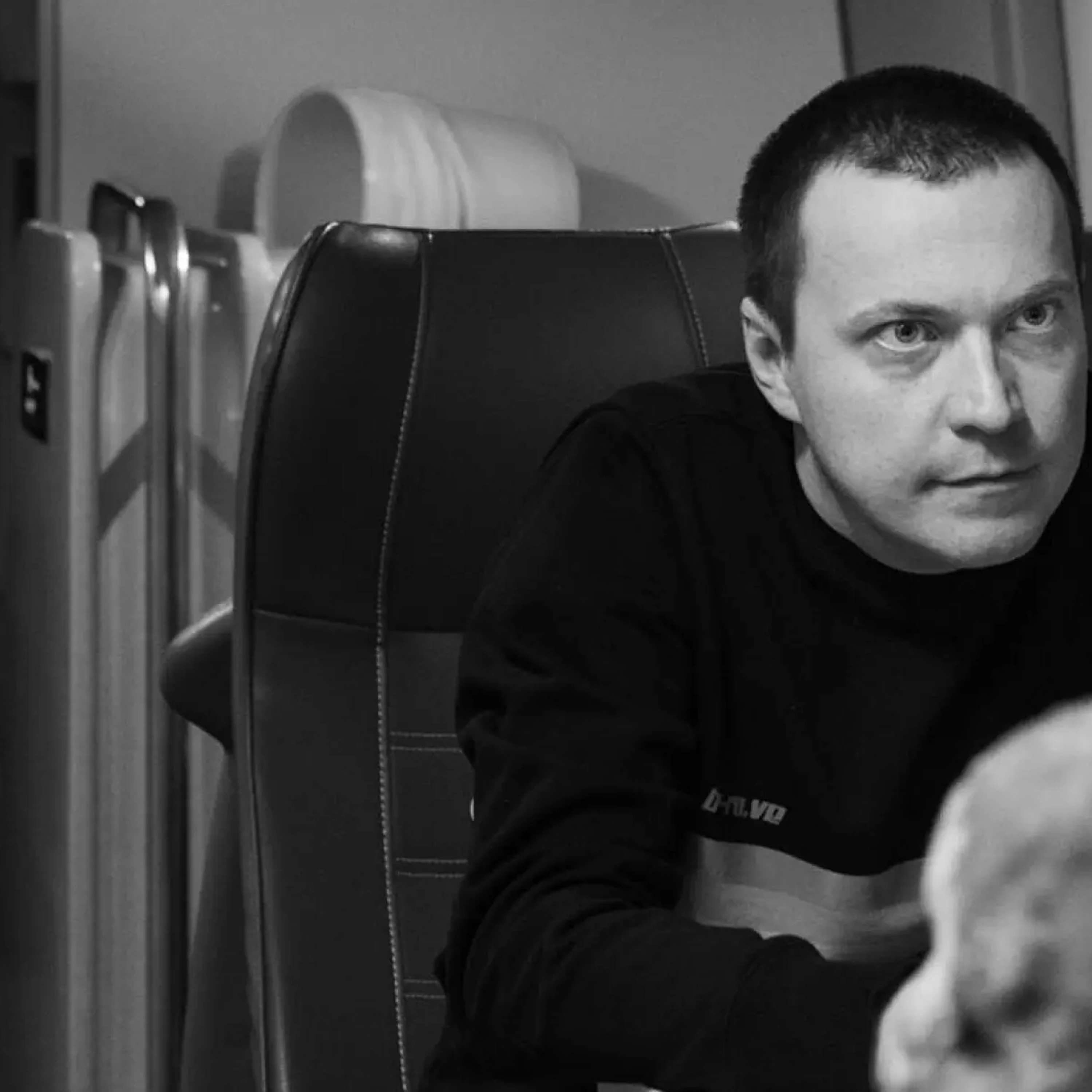 "Тебе с детства говорится, что “хороший гей в России, - это мертвый гей"