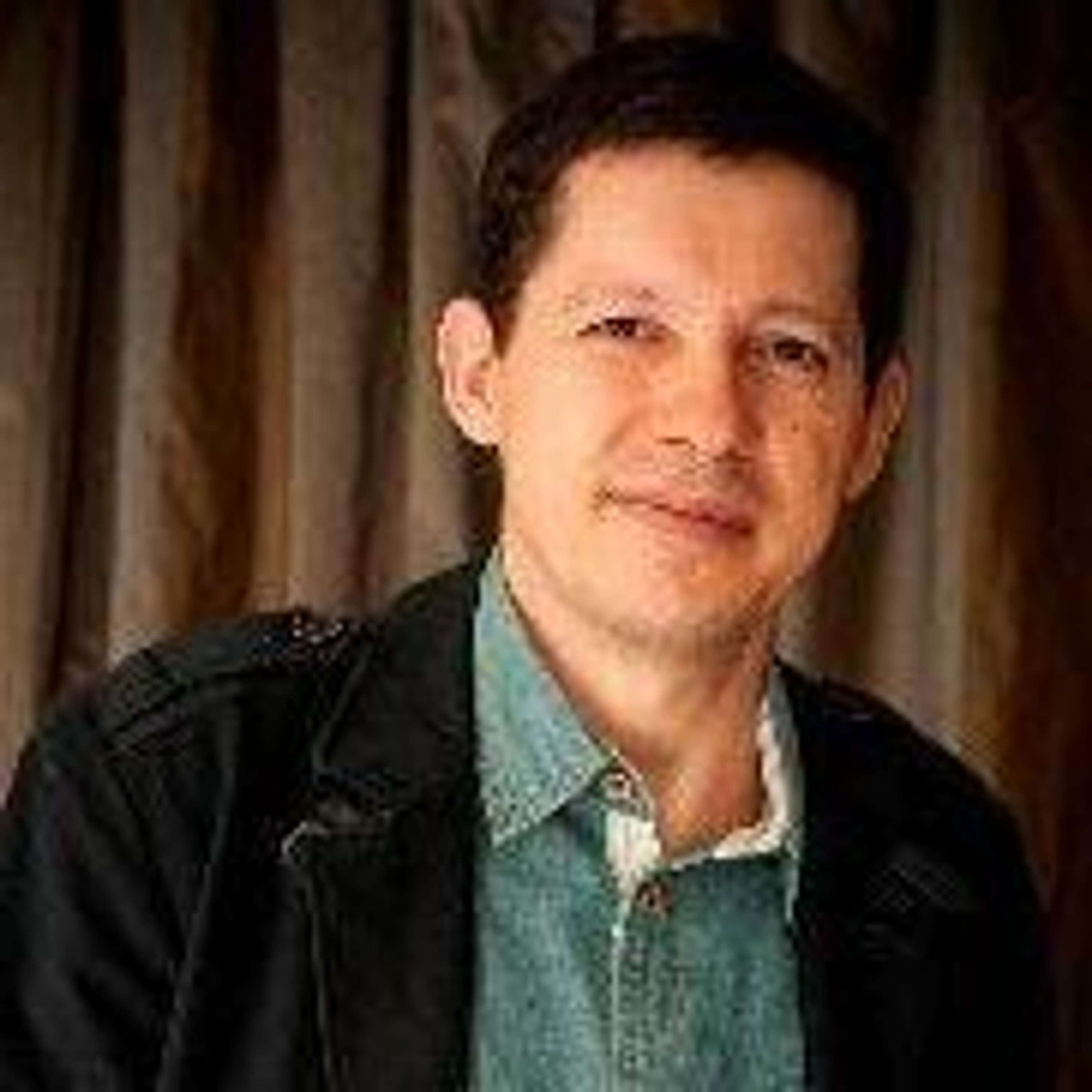 Associate Professor Leonel Alvarado, Associate Professor in Spanish