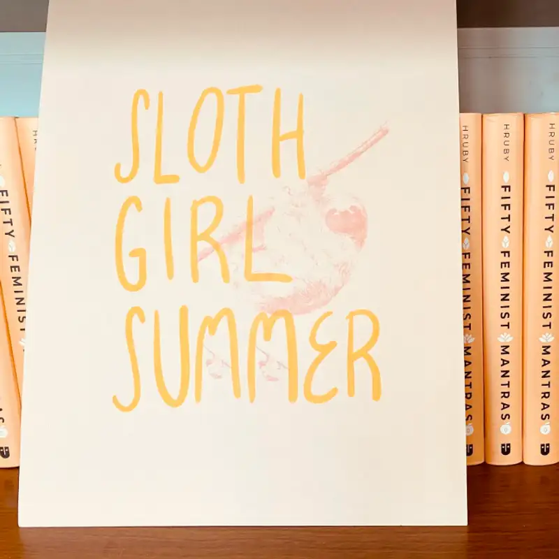 🦥 sloth girl summer