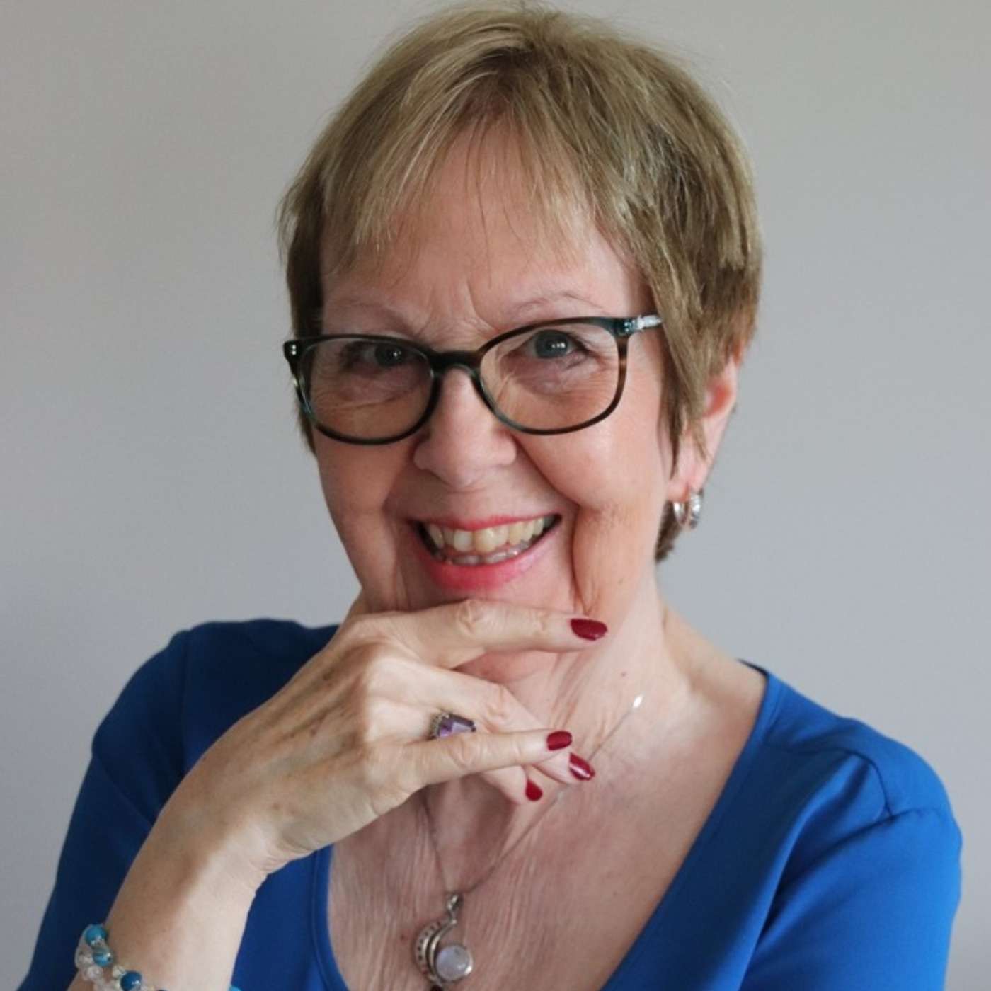 #62 Unlocking 2024's Numerological Power with Vikki MacKinnon #62 Unlocking 2024's Numerological Power with Vikki MacKinnon