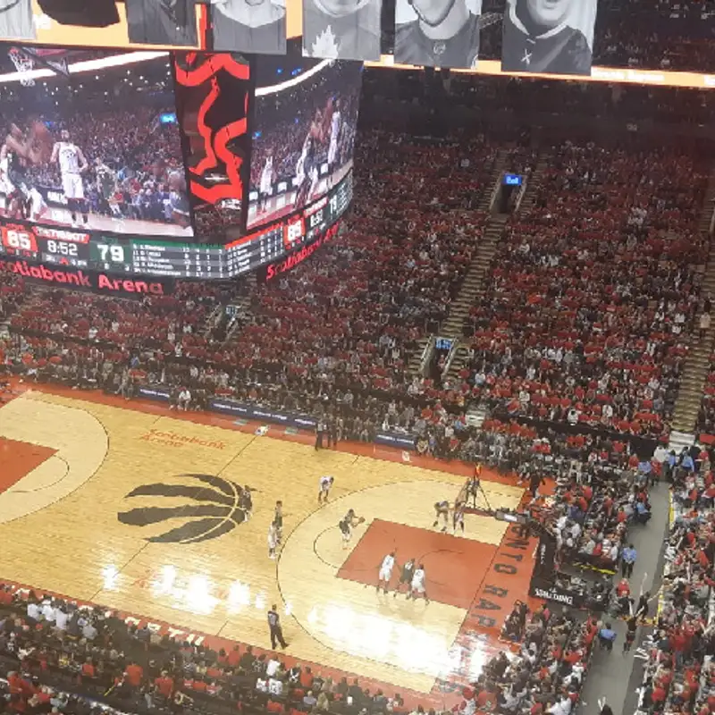 Les Dinosaures retrouvent la victoire face aux Bucks au cinquième match des Finales Est de la NBA