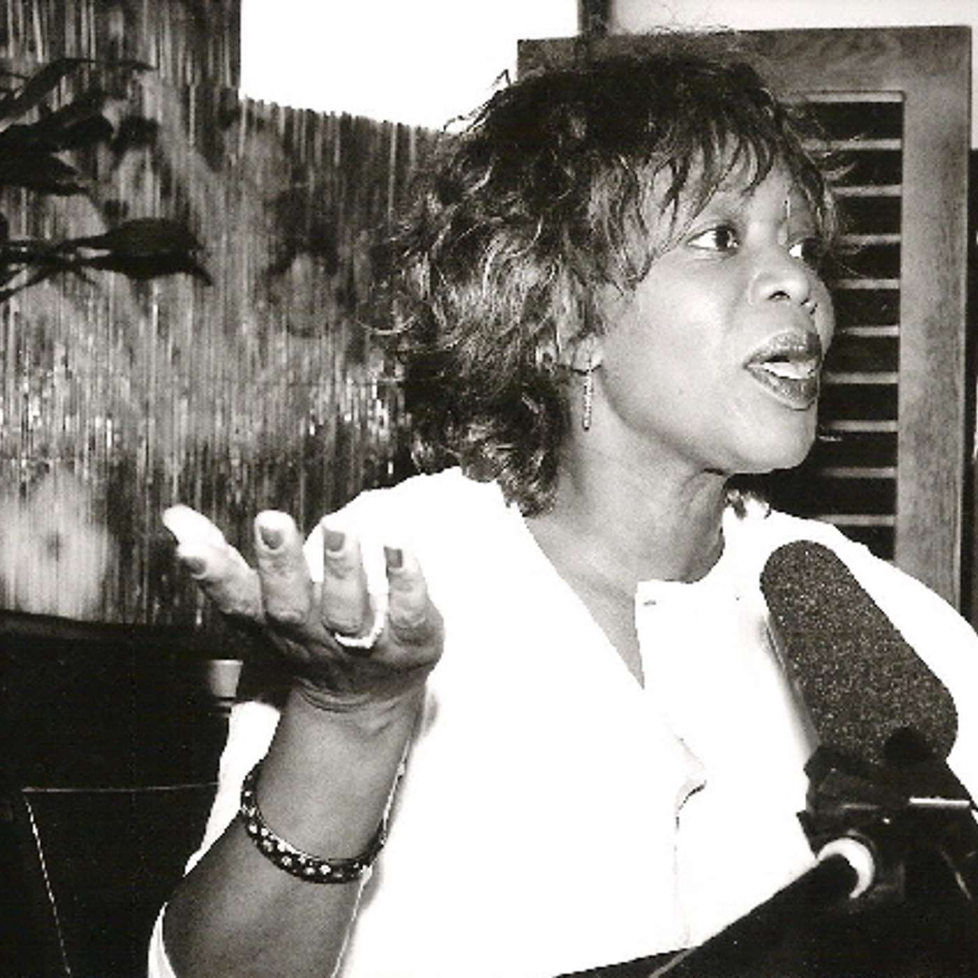 Salem's Lot's Alfre Woodard Performs 