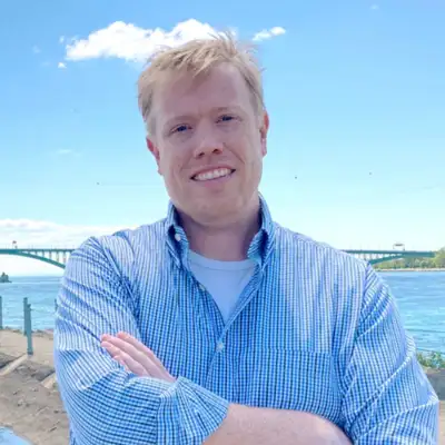 Sean Dixon