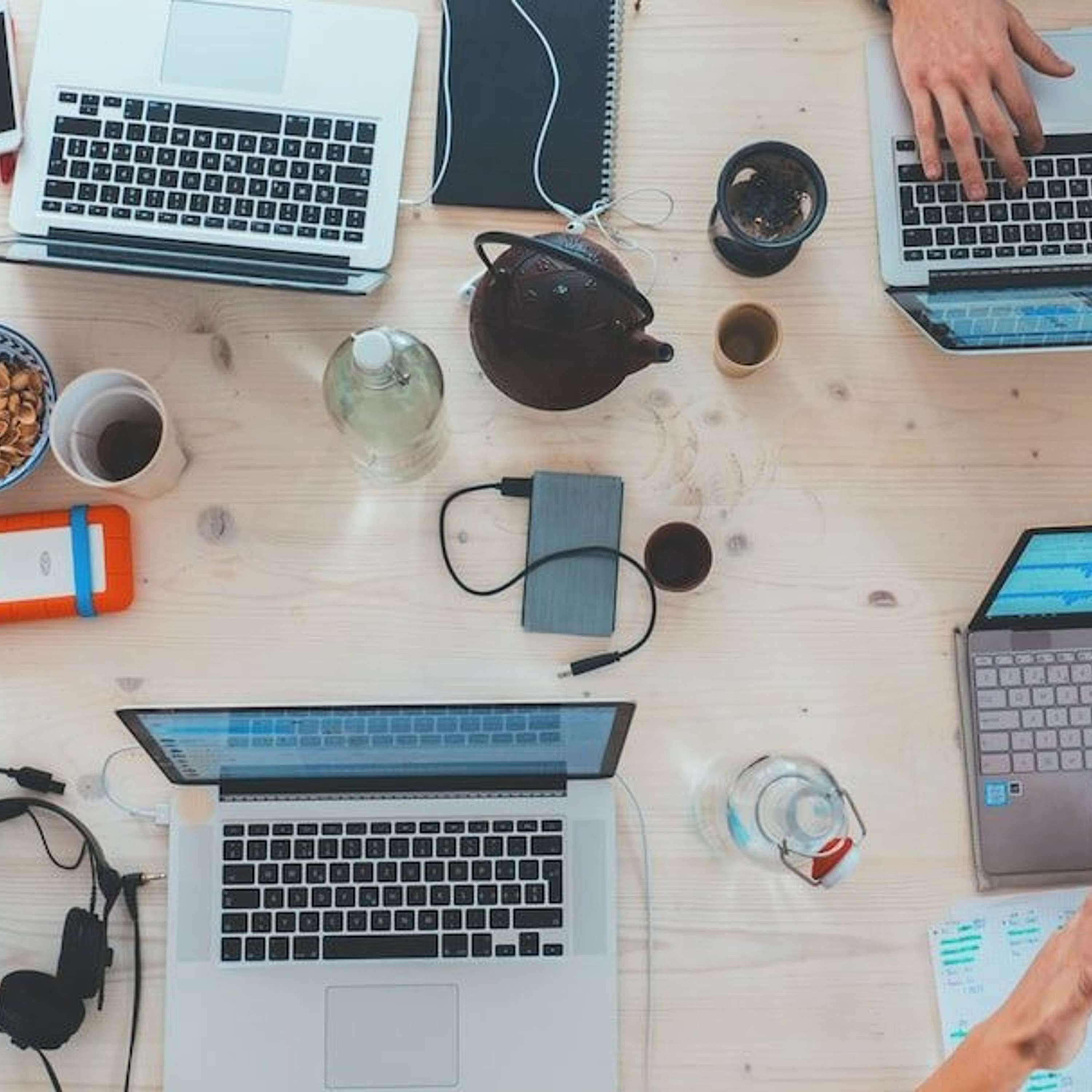Breaking Barriers: How 3 Startups Used Outsourcing to Fuel Their Growth Stories (With Numbers!)