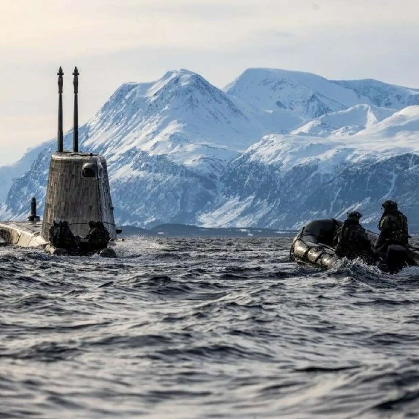 Великобритания и Норвегия объединяются для охоты на российские подводные лодки и предотвращения подводных диверсий