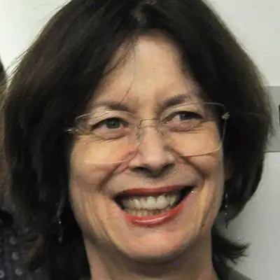 Professor Julia Horne