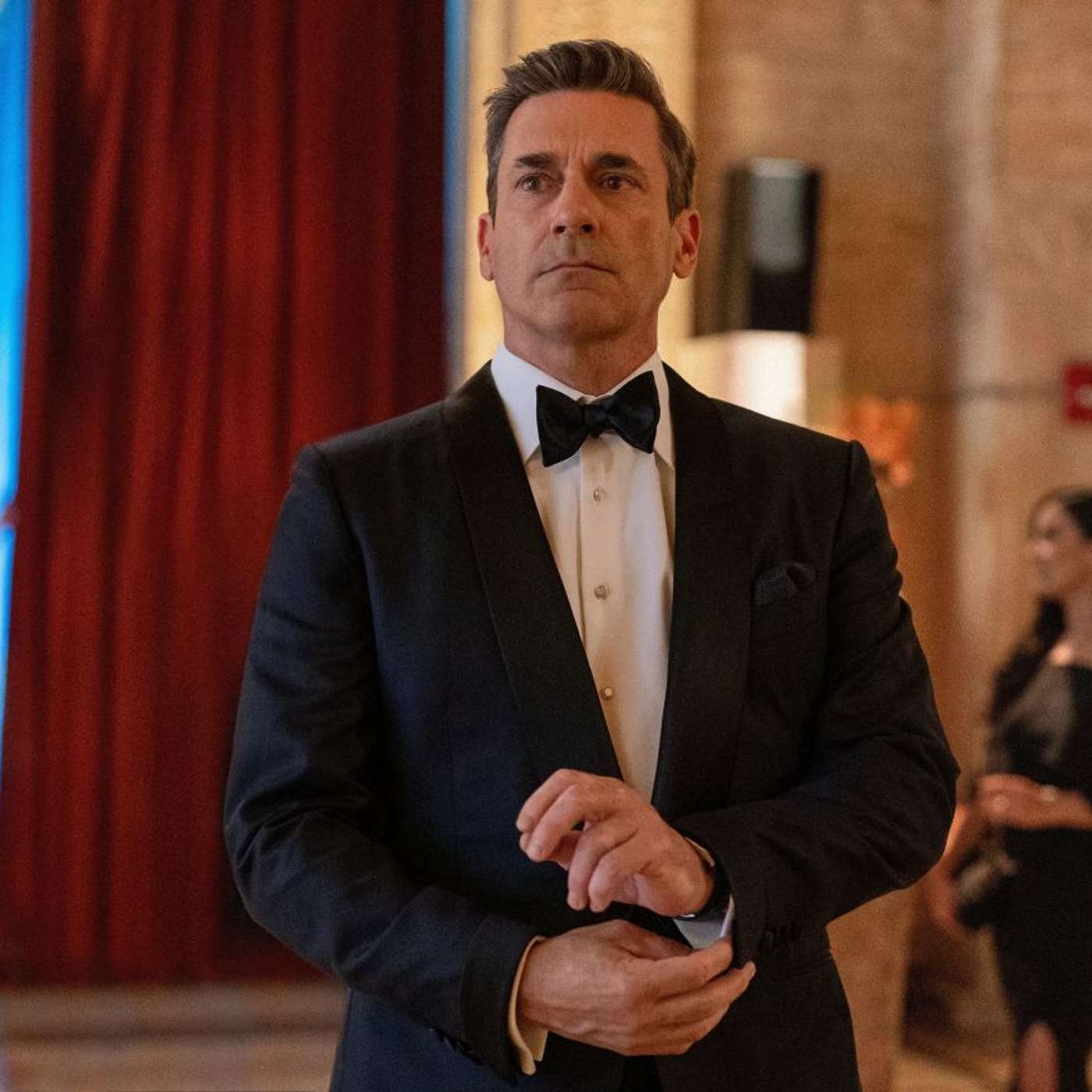 John Hamm é a alma de 'Seus Amigos e Vizinhos'