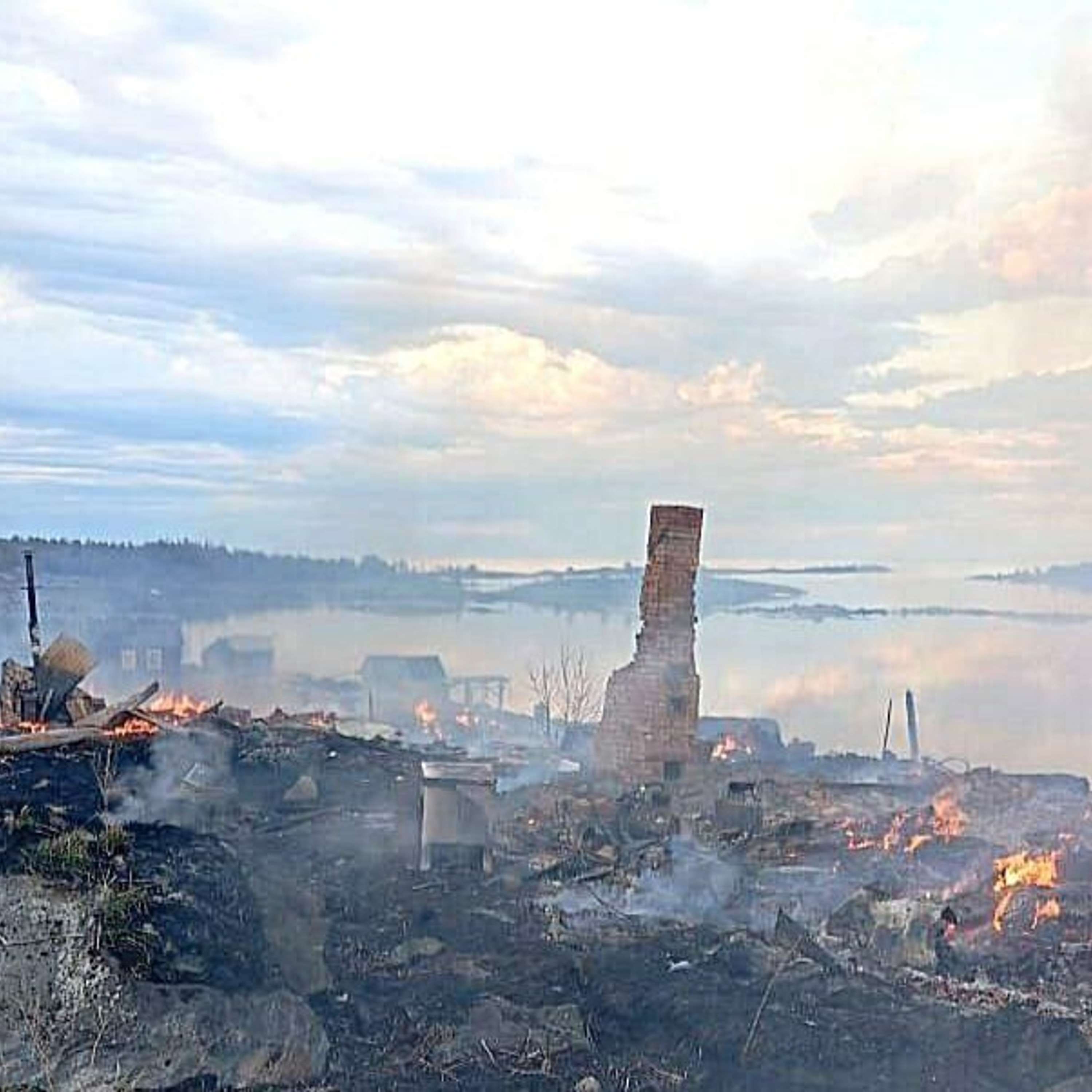 Пожар уничтожил четверть домов в старинном поморском селе на севере Карелии
