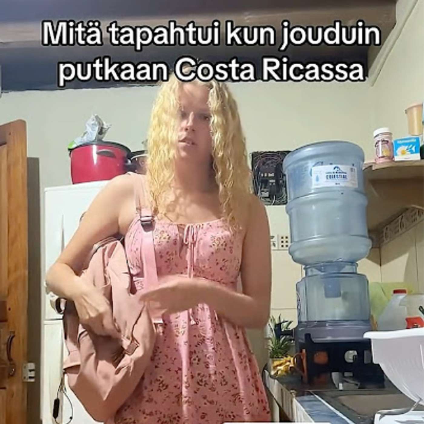 Ruusutossu Maanpaossa