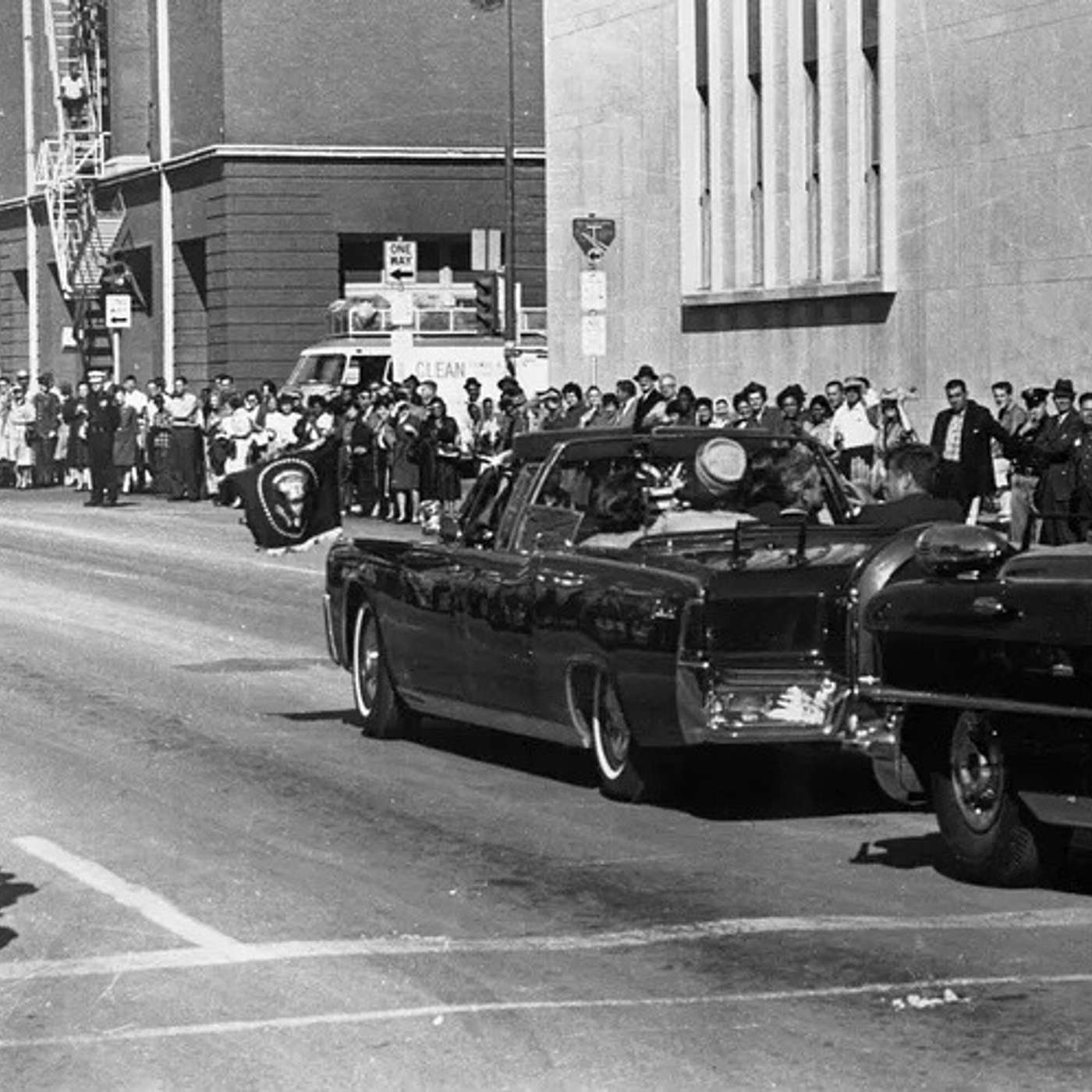 Ep. 87 At Elm and Houston: The Mysterious White Van at Dealey Plaza