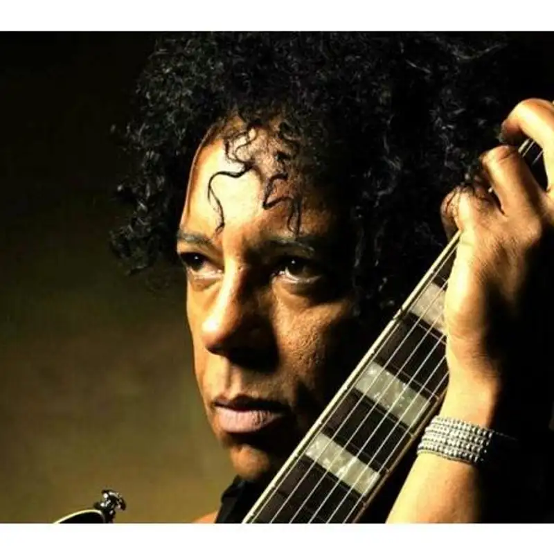 Ivan Julian  iconic guitarist and bassist talks to Red Velvet Media
