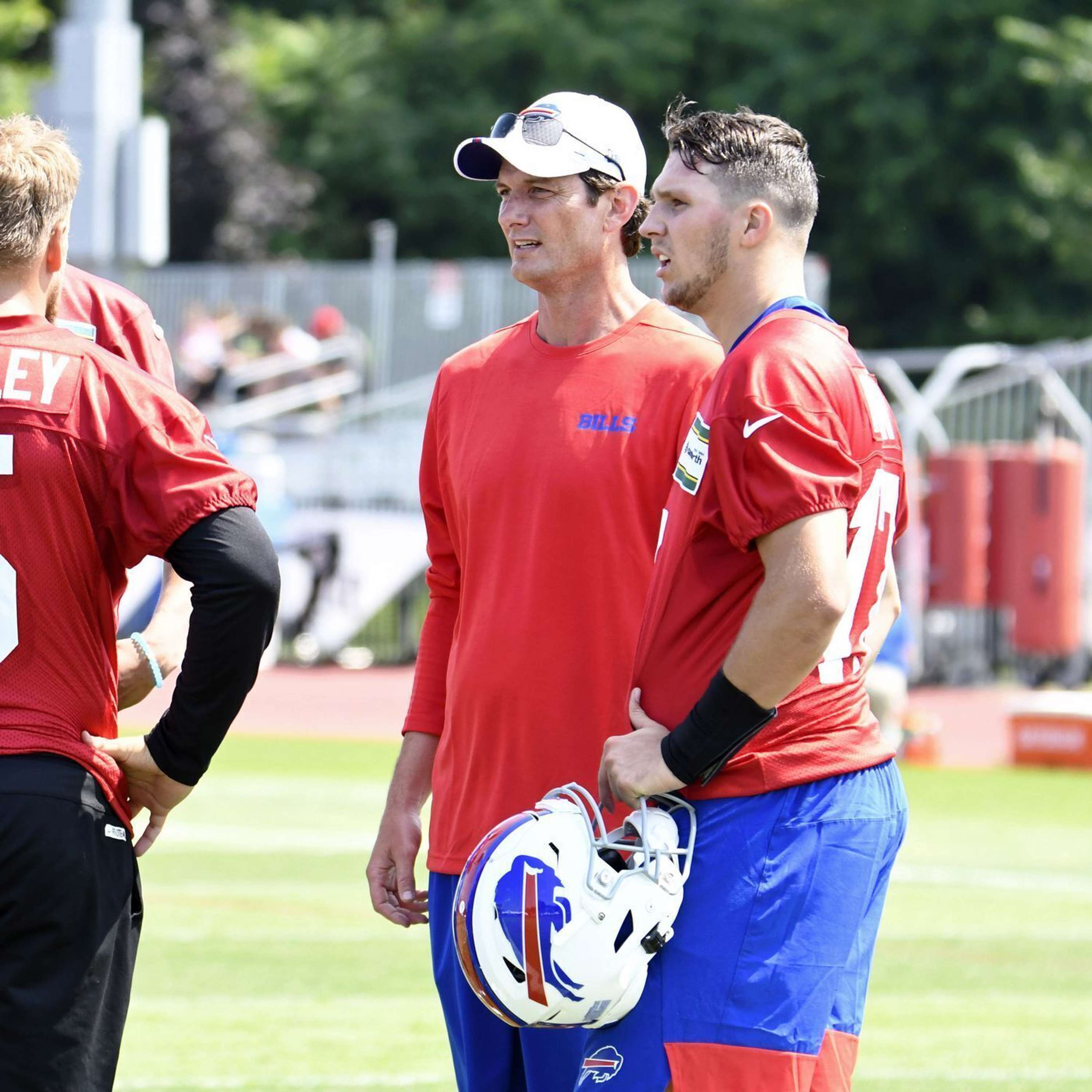 Breaking Tables w/ South Florida Bills Backers: