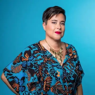 Sandra Velasquez 