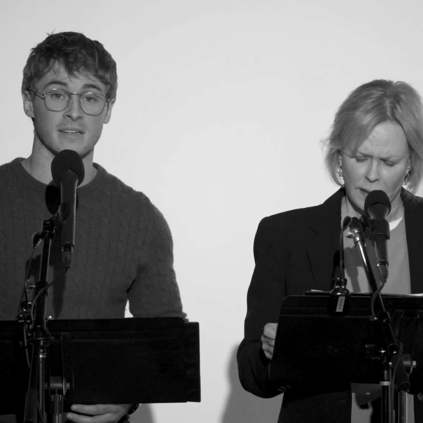 Poltergeist's JoBeth Williams & The Holdovers' Michael Provost Perform 