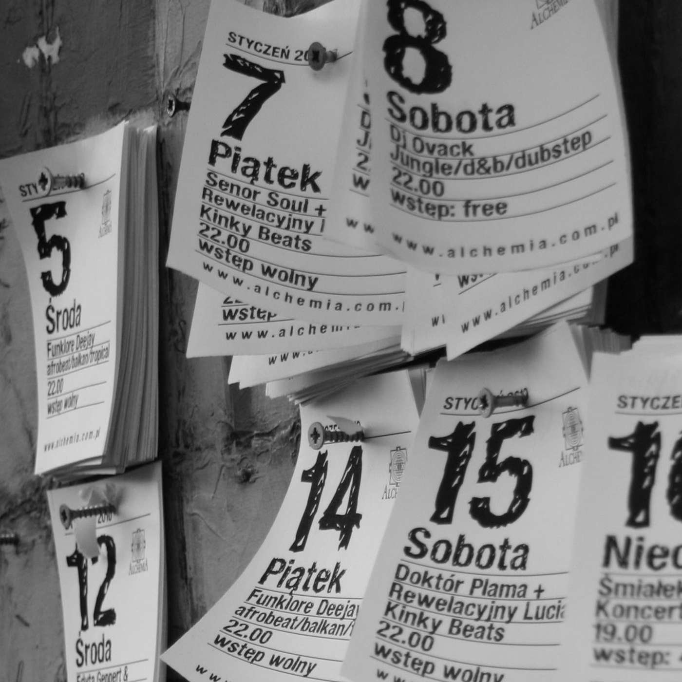 AI Courses Are Failing Workers. Pragmatic AI Training Offers a Better Way.