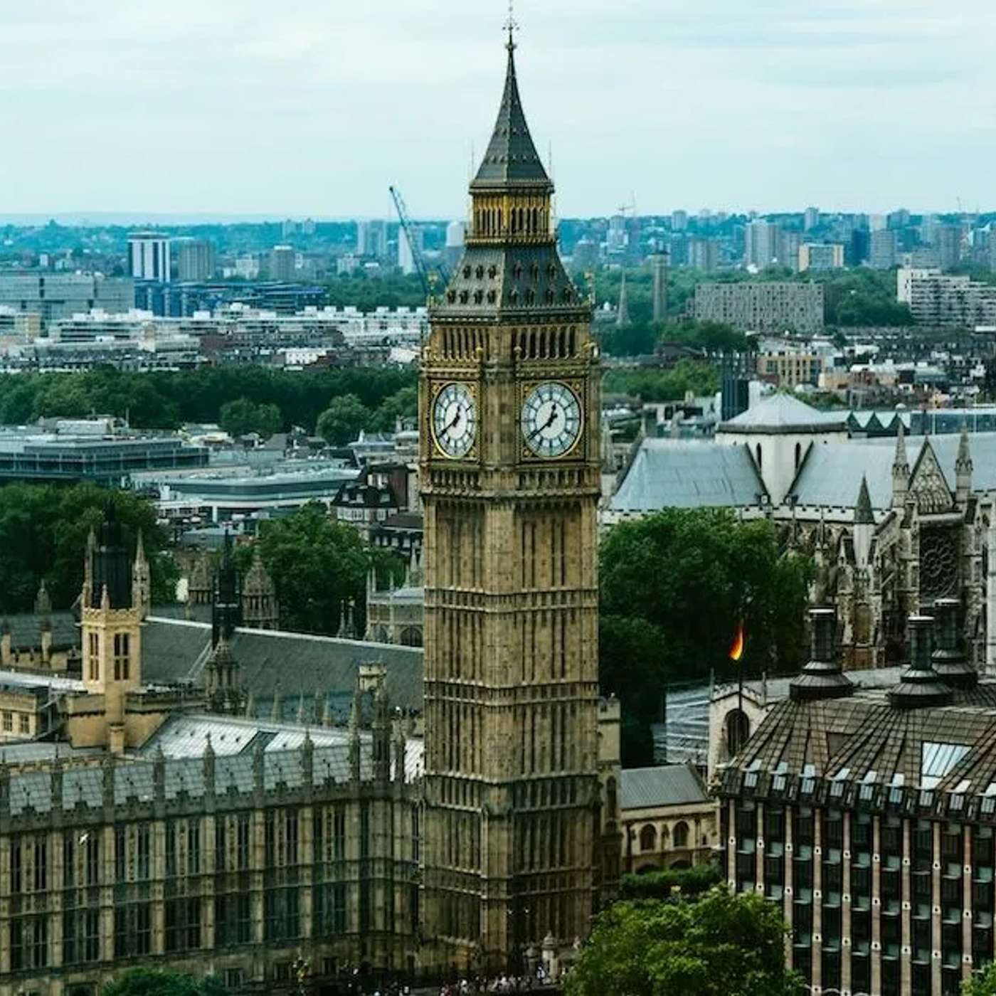 MI5 Warns of Chinese Espionage, France Unveils Exascale Supercomputer, Berlin Civil Servant Pay Overhaul, Spain Doubles Ukraine Defense Aid, and more...