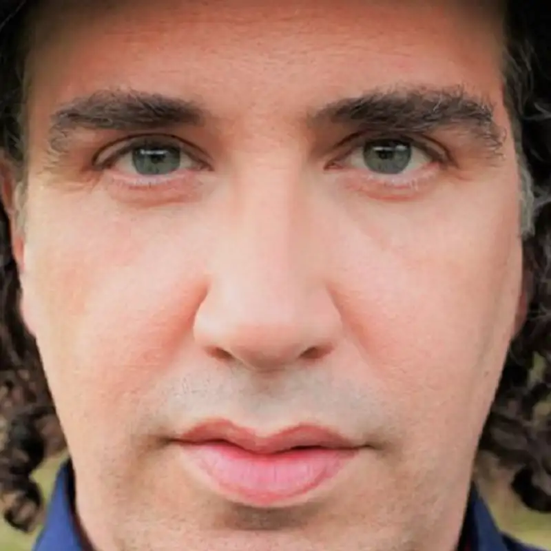 MUSIQUE – Aziz Tabah dévoile Fragile Odysée, son nouvel album