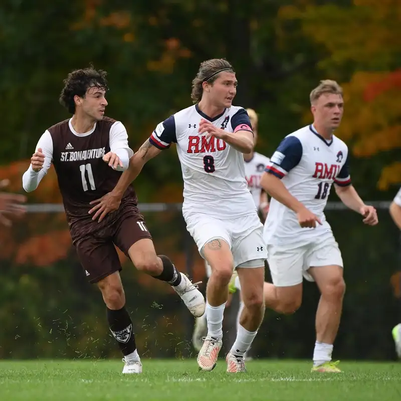 Robert Morris men’s soccer captain Gabe Norris, HC Jonathan Potter, look forward to NCAA Tournament