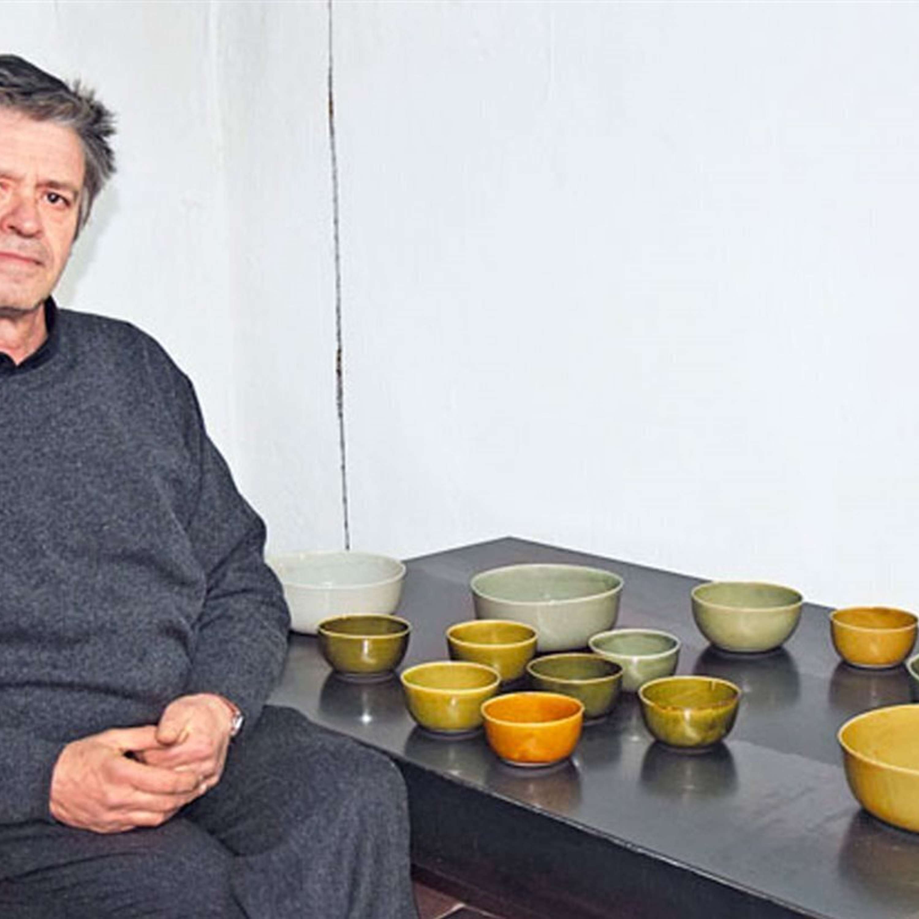 Los colores únicos de la cerámica de Fernando Alcalde