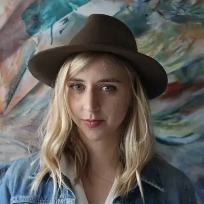 Flo Lumsden