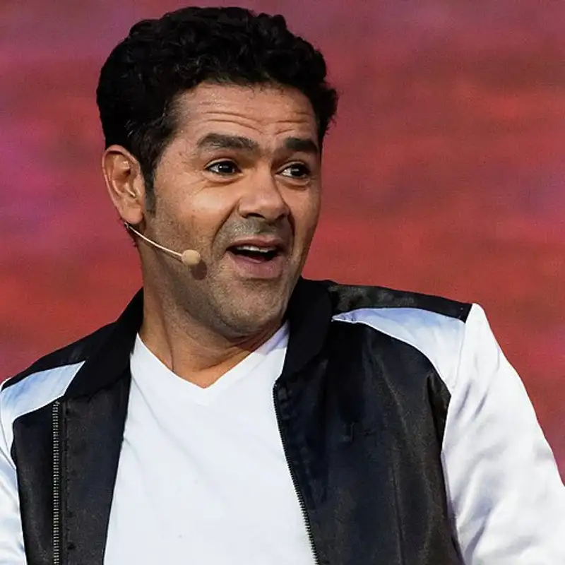 STAND UP - Comment bien débuter en stand up comedy, les conseils de Serge Paul