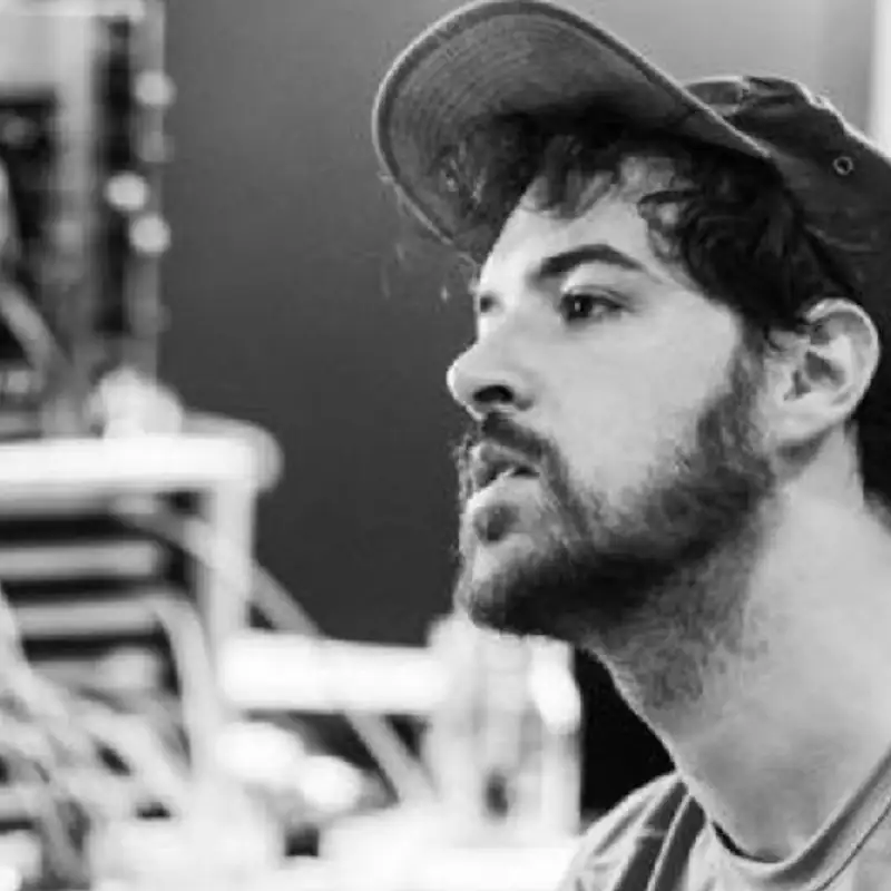 MUSIQUE - Alex Météore, Notre histoire n’est plus qu’un jeu de mémoire