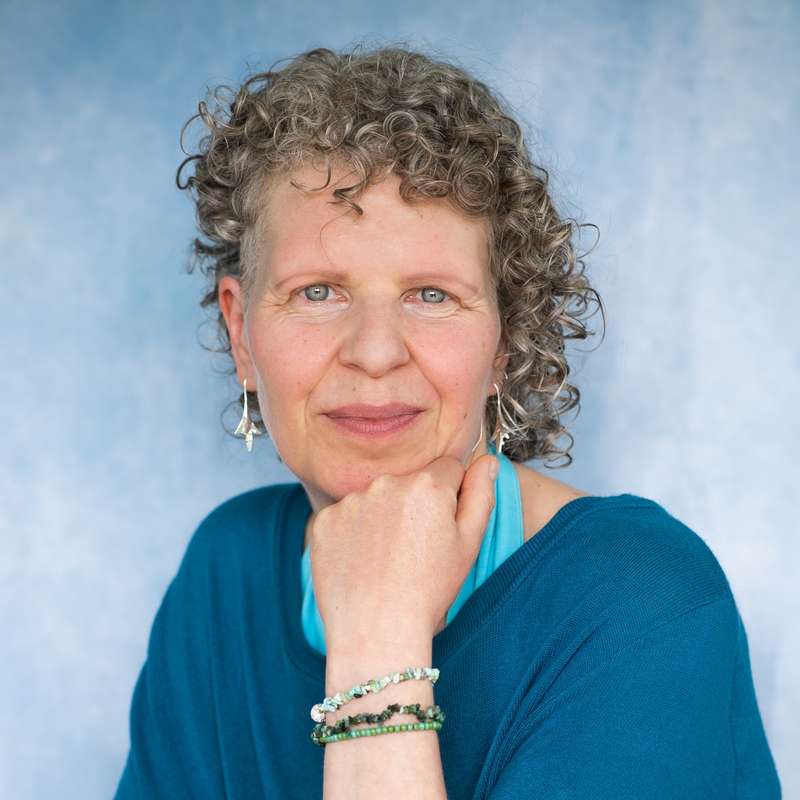 Robyn Harris