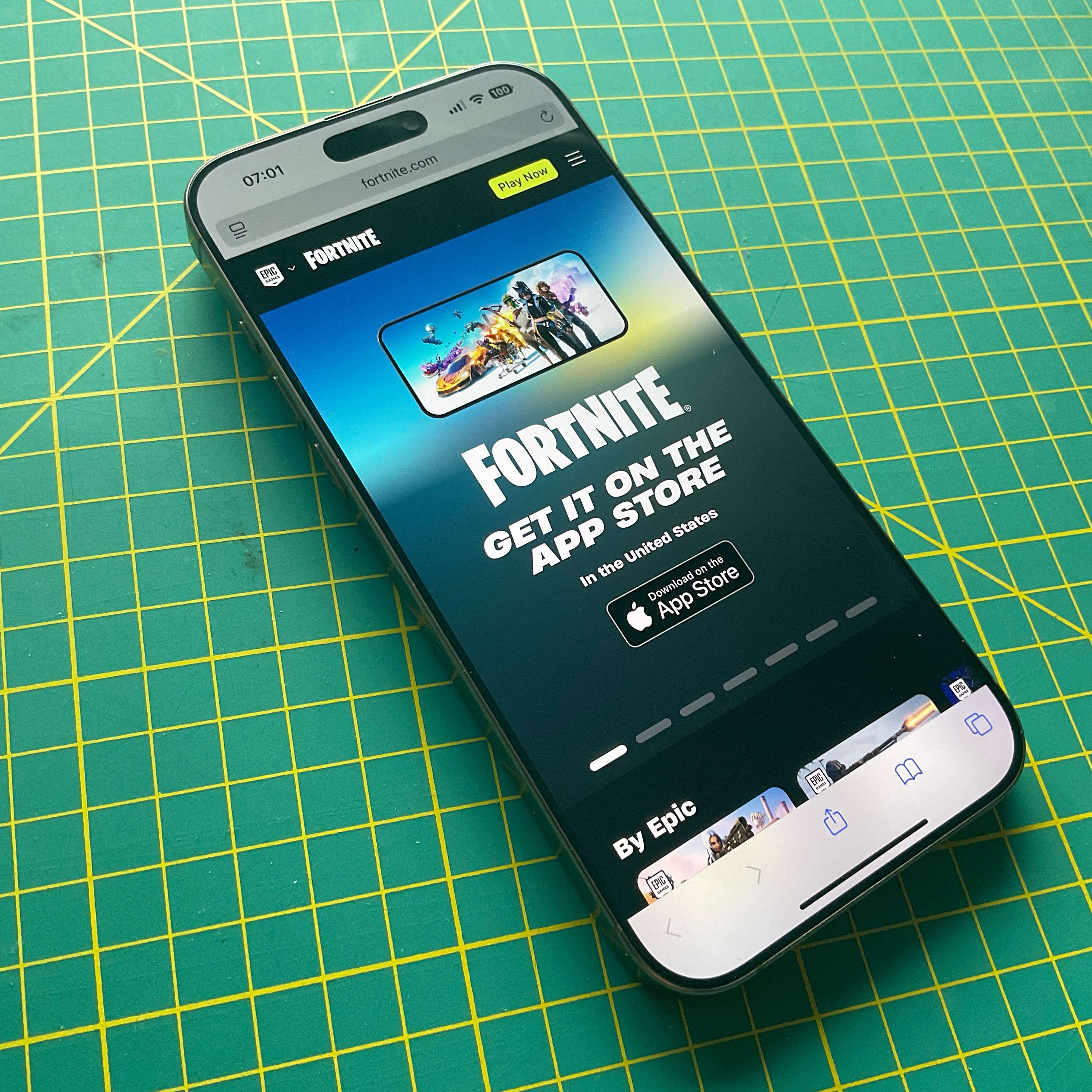 cover of episode Jony Ive, Apple Intelligence and Epic Games on the AppleInsider Podcast