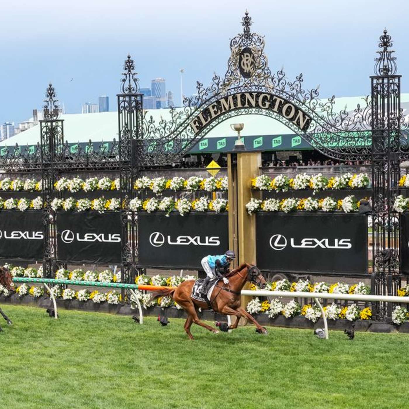 Melbourne Cup Double Triumph, Anti Net Zero Coalition Crisis, Australia Expands Under 16 Ban, NSW Seizes Illicit Cigarettes and Vapes, and more...