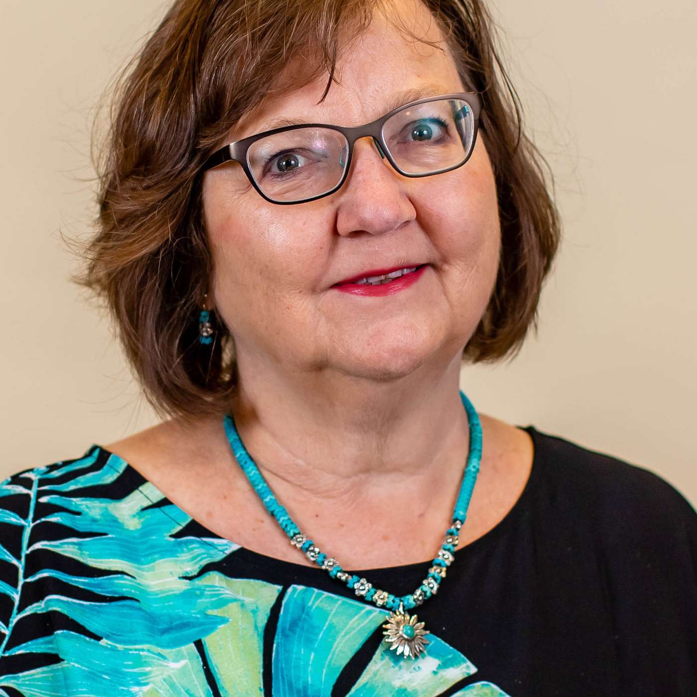 Episode #49: Collaborating to Learn, Research, & Write with Janet Salmons (@einterview) episode artwork
