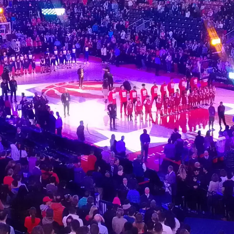 SPORT - Les Mavericks surmontent les Raptors malgré la résilience locale