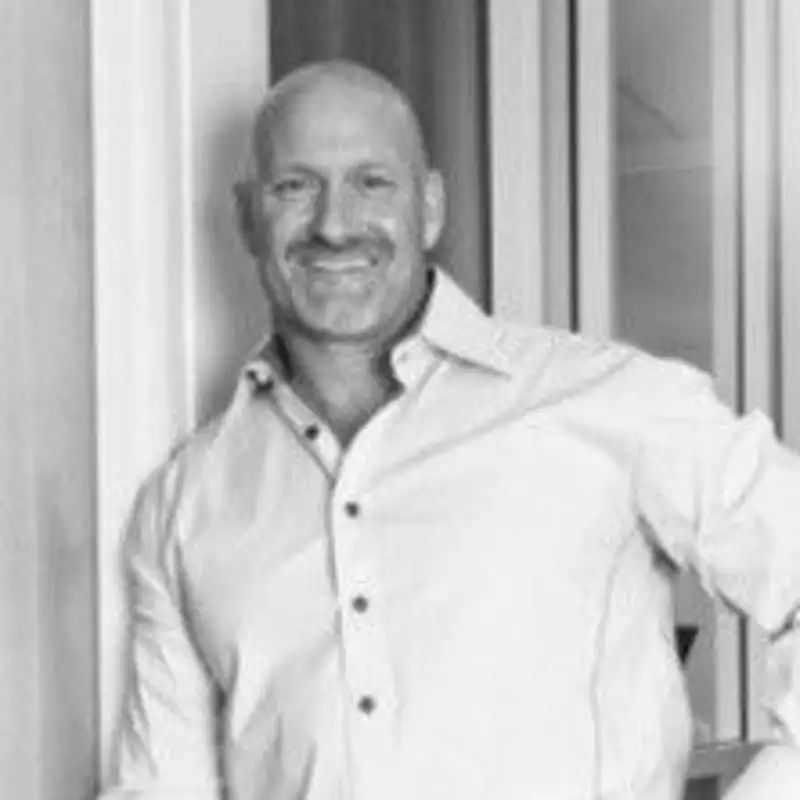 Ep. 333 w/ Joe Lynam President & Head of Bus. Dev. North, Central & South America for Verrencey