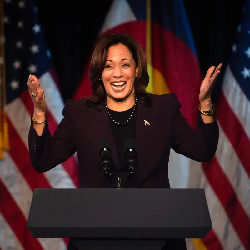 Triple Homicide at Block Party, Miami Airport Stabbing Sparks Panic, Houston Aftermath: 23 Dead, Kamala Harris: Uniting Democrats in 2024, and more...