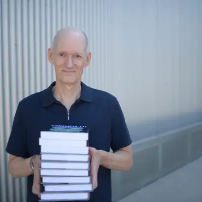 Lee Schneider