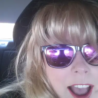 Sue London
